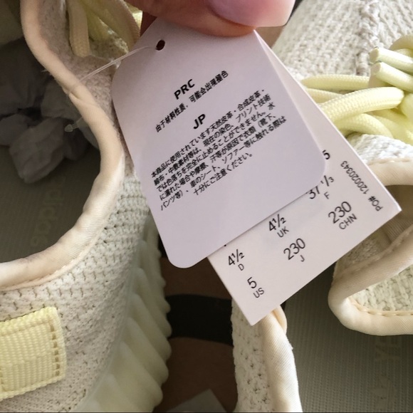 Yeezy Butter Yellow - Picture 4 of 8